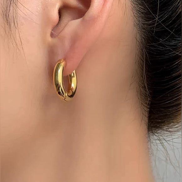 Gold Pearl Drop Earrings - Picture 6 of 8